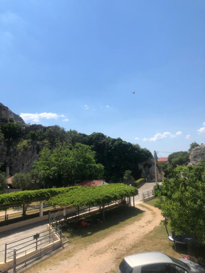 Apartmani Lisicina Omiš Extérieur photo